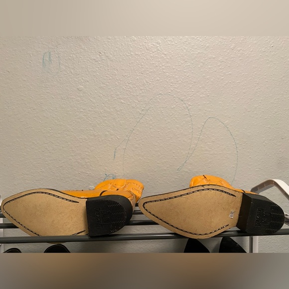 Kids cowboy boots. Made in Mexico. Frayeri brand. Size 9. Never worn. - Picture 5 of 5